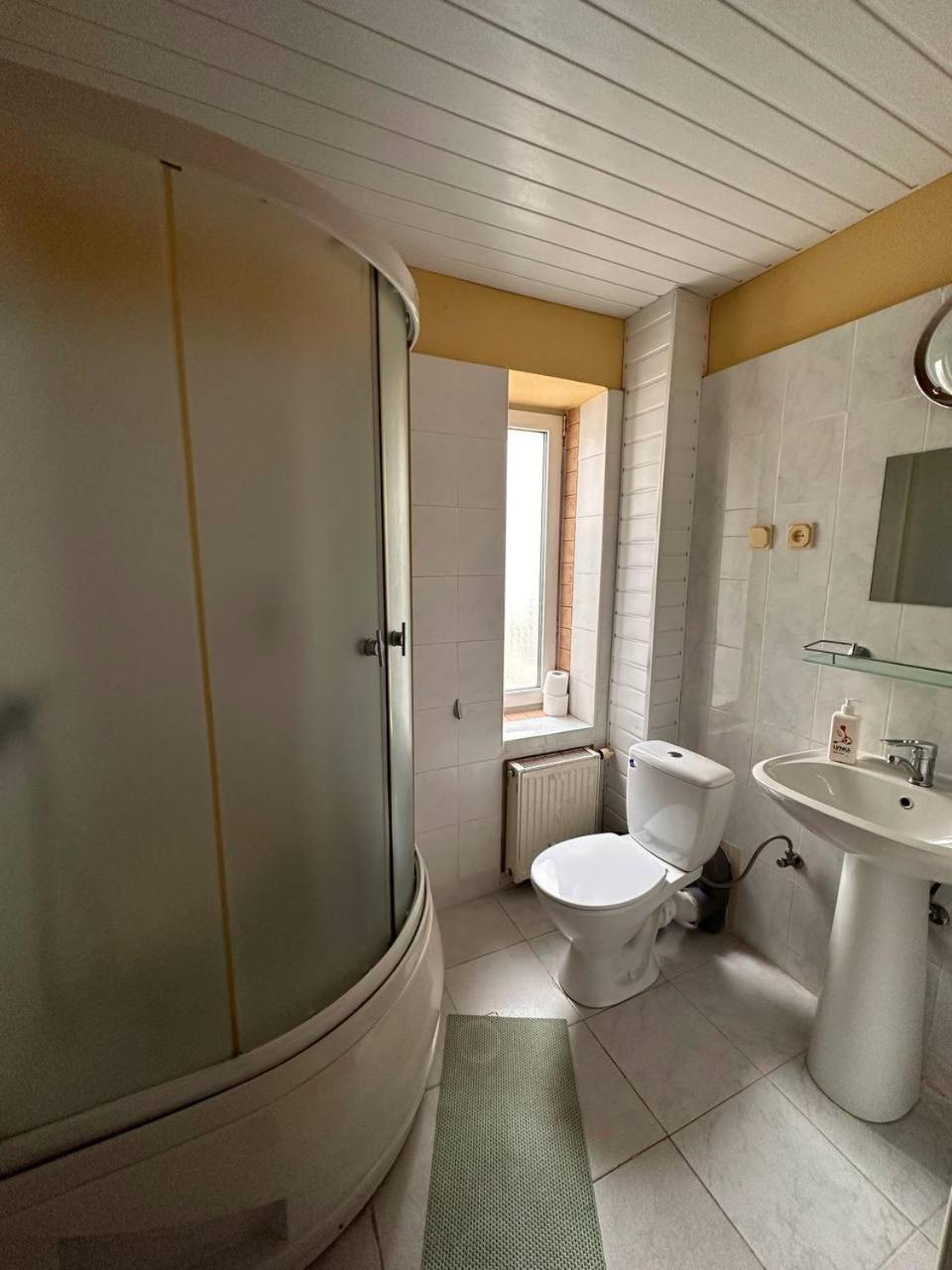 Bed and Breakfast Роксолана Truskavec' Esterno foto